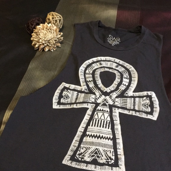 Tank top - Picture 2 of 4